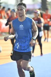 BIB: 27104, 22017, 2014, 20226, 23950
                            <button type="button" onclick="openModal(10643141)" class="btn btn-primary btn-sm float-right btn-popup" data-toggle="modal" data-target=".modal-high-quality">
                        <i class="fas fa-shopping-cart"></i> Add to Cart
                    </button>
                                            <button type="button" onclick="isThisMe(10643141, true)" class="btn btn-success btn-sm float-right btn-popup btn-isme hidden" data-toggle="tooltip" data-placement="bottom" title="นี่คือรูปของคุณใช่ไหม คลิกที่นี่เพื่อเอาเข้าอัลบั้ม">
                        <i class="fas fa-plus"></i> Add to album
                    </button>
                    <button type="button" onclick="isThisMe(10643141, false)" class="btn btn-warning btn-sm float-right btn-popup btn-isnotme hidden">
                        <i class="fas fa-ban"></i> Remove from album
                    </button>